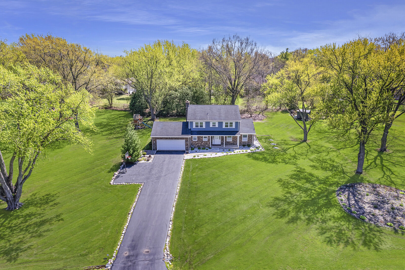 Property Photo:  21329 W North Boschome Circle  IL 60047 