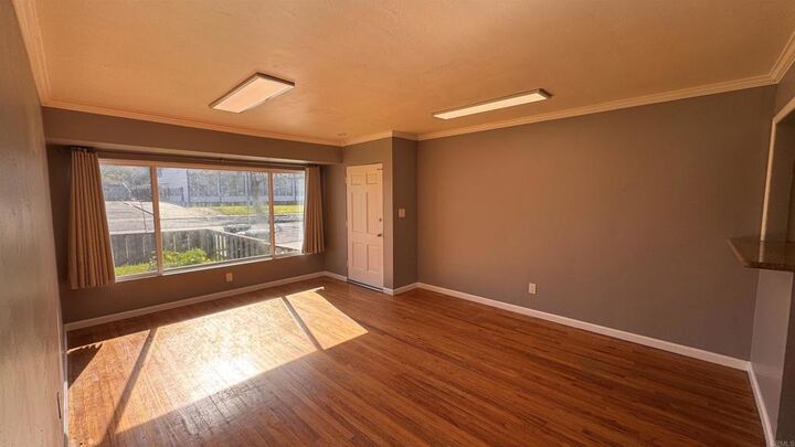 Property Photo:  37 E J Street  CA 91910 