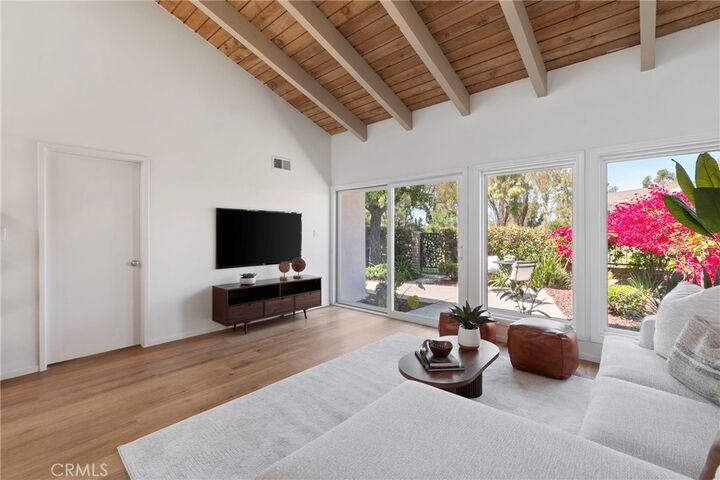 Property Photo:  20 Mandrake  CA 92612 