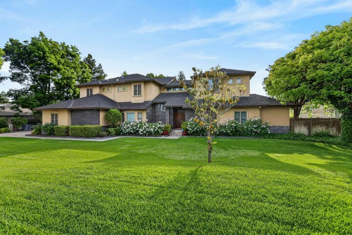 Property Photo:  24347 Fairway Drive  CA 95616 