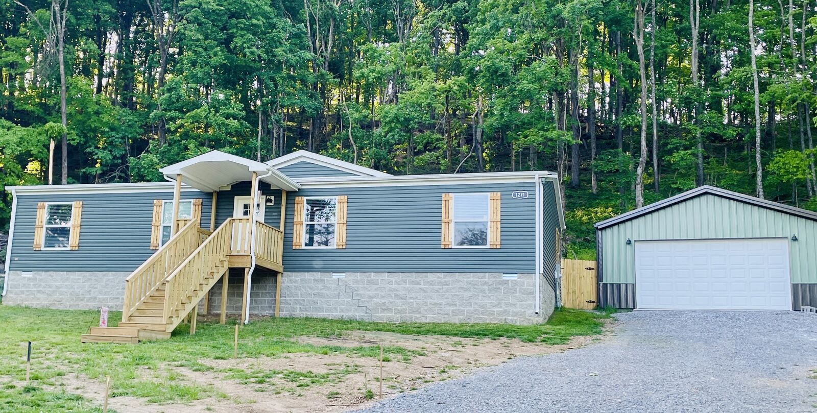 Property Photo:  1271 Thompson Hill Rd  TN 37022 