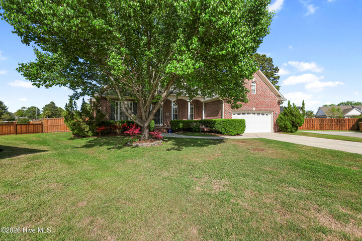 Property Photo:  1111 Parkmore Court  NC 28451 