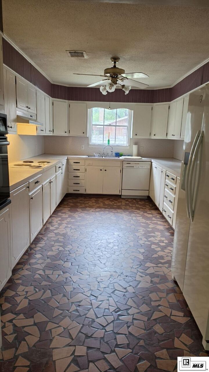 Property Photo: 504 N Lincoln Street LA 71282