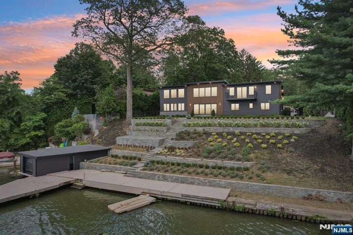 Property Photo:  12 Rocky Point Road  NJ 07421 