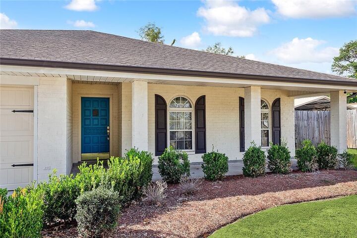 Property Photo:  106 Beta Street  LA 70037 