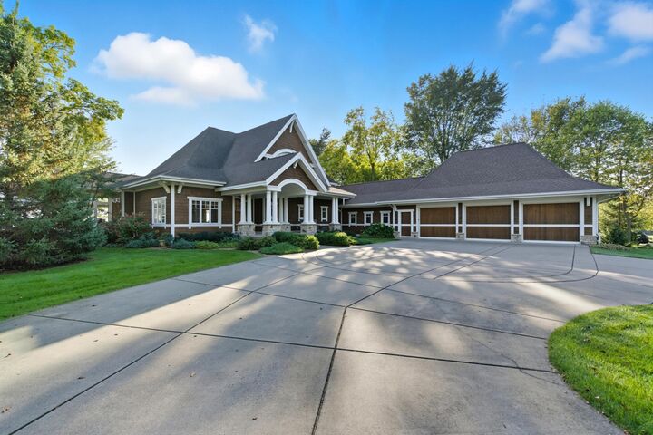 Property Photo:  6951 N Shore Trail  MN 55025 