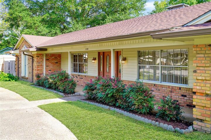Property Photo:  1114 Brookshire Drive  TX 75071 