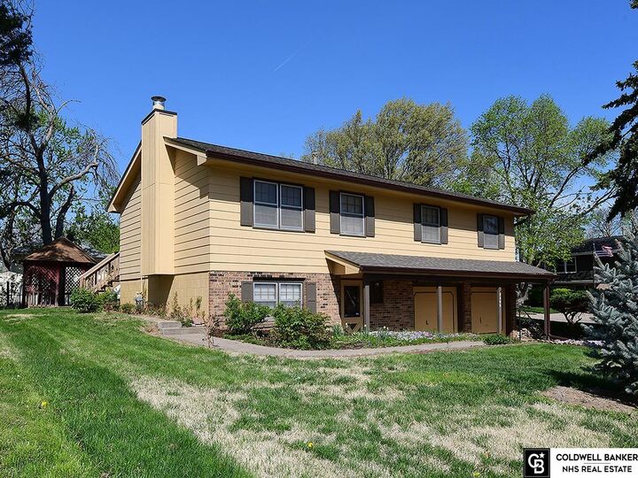 Property Photo:  5306 S 106th Street  NE 68127 