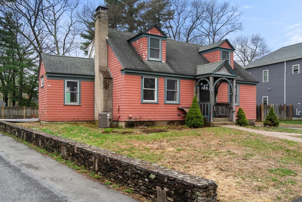 Property Photo:  32 Longfellow Rd  MA 01760 