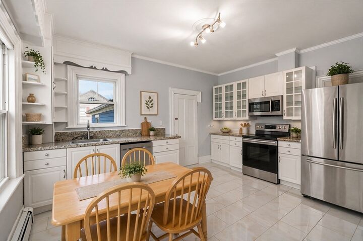 Property Photo:  99 Day Street 2  MA 02062 