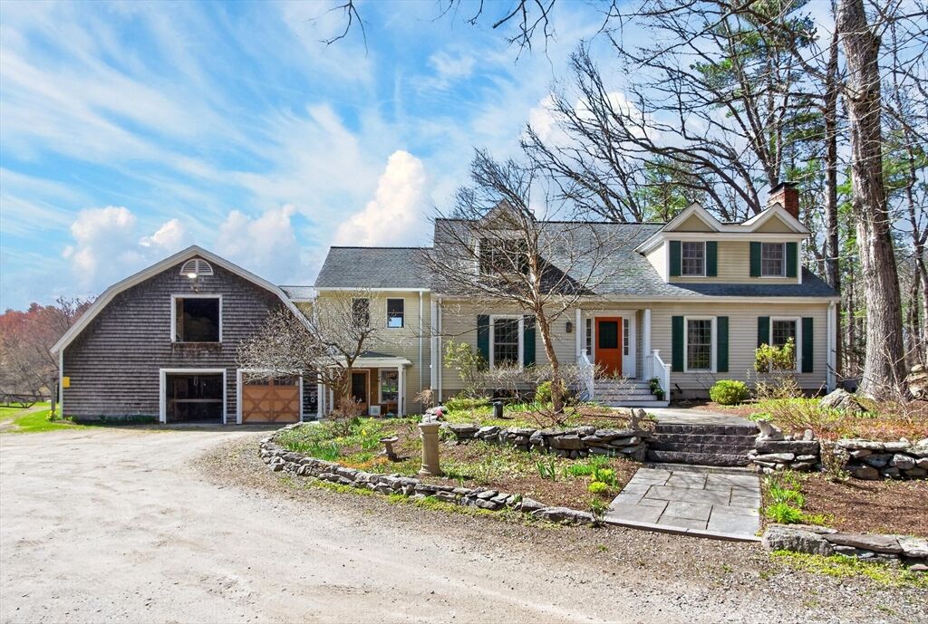 Property Photo:  225 Lowell St  MA 01741 