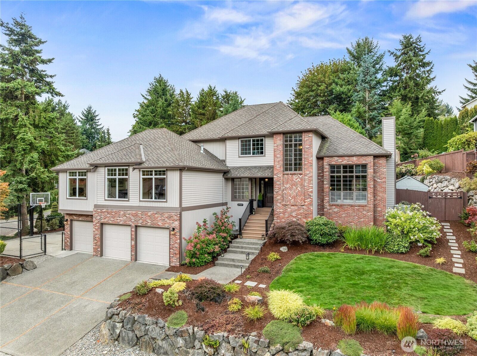 Property Photo:  29307  55th Avenue S  WA 98001 