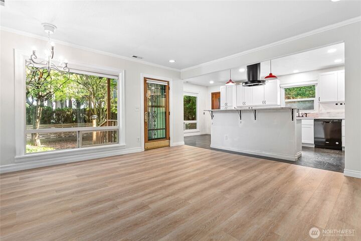 Property Photo:  1100  Greenleaf Avenue  WA 98233 