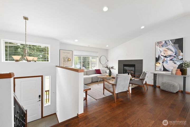 Property Photo:  14605  20th Avenue NE  WA 98155 