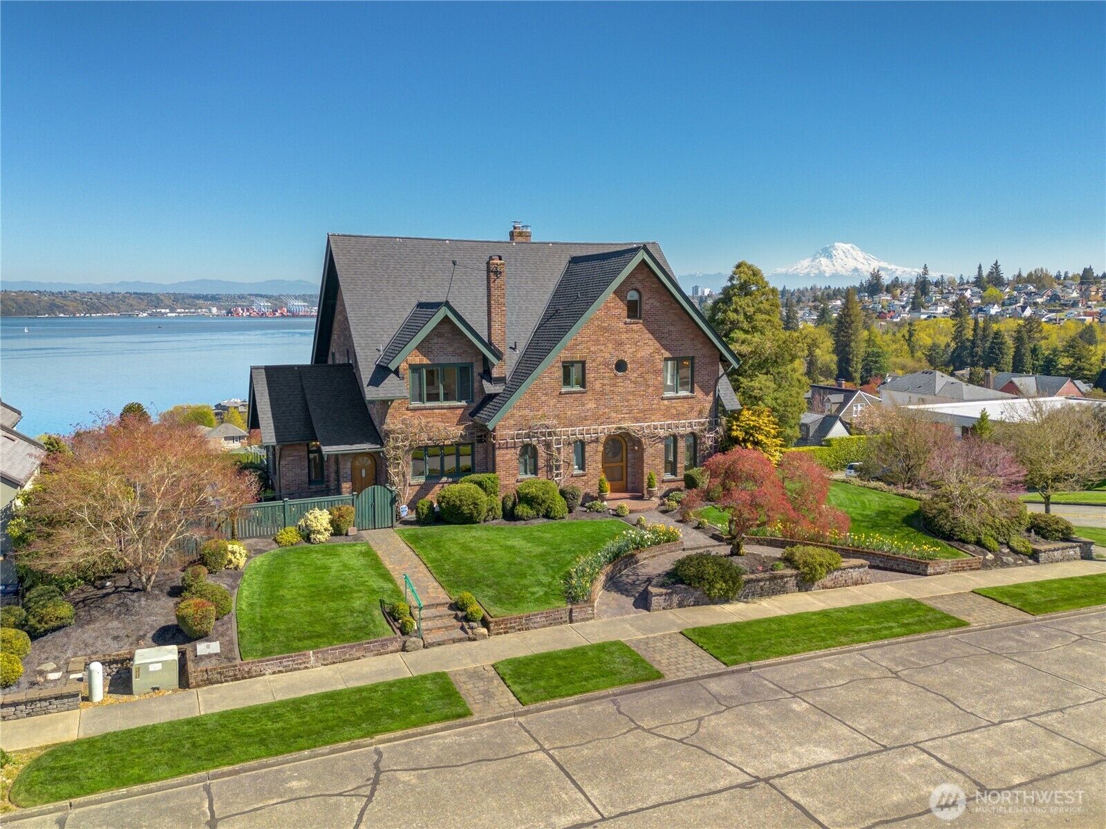 Property Photo:  3605 N Washington Street  WA 98407 