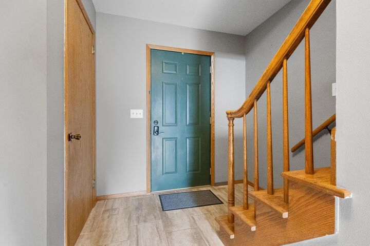 Property Photo:  1105 Devonshire Drive  WI 54902-6233 