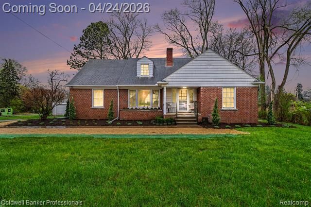 Property Photo:  21611 W 10 Mile Road  MI 48075 