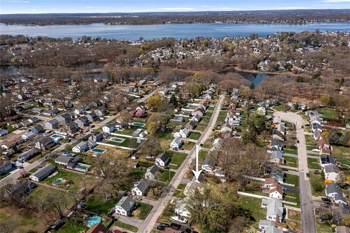 Property Photo:  55 Lindy Avenue  RI 02915 