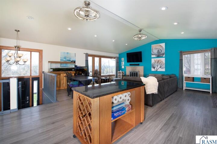 Property Photo:  492 Marvin Boulevard  MN 56003 