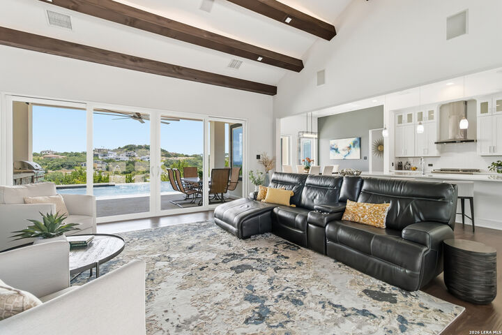 Property Photo:  10018 Basilone Rdg  TX 78255 
