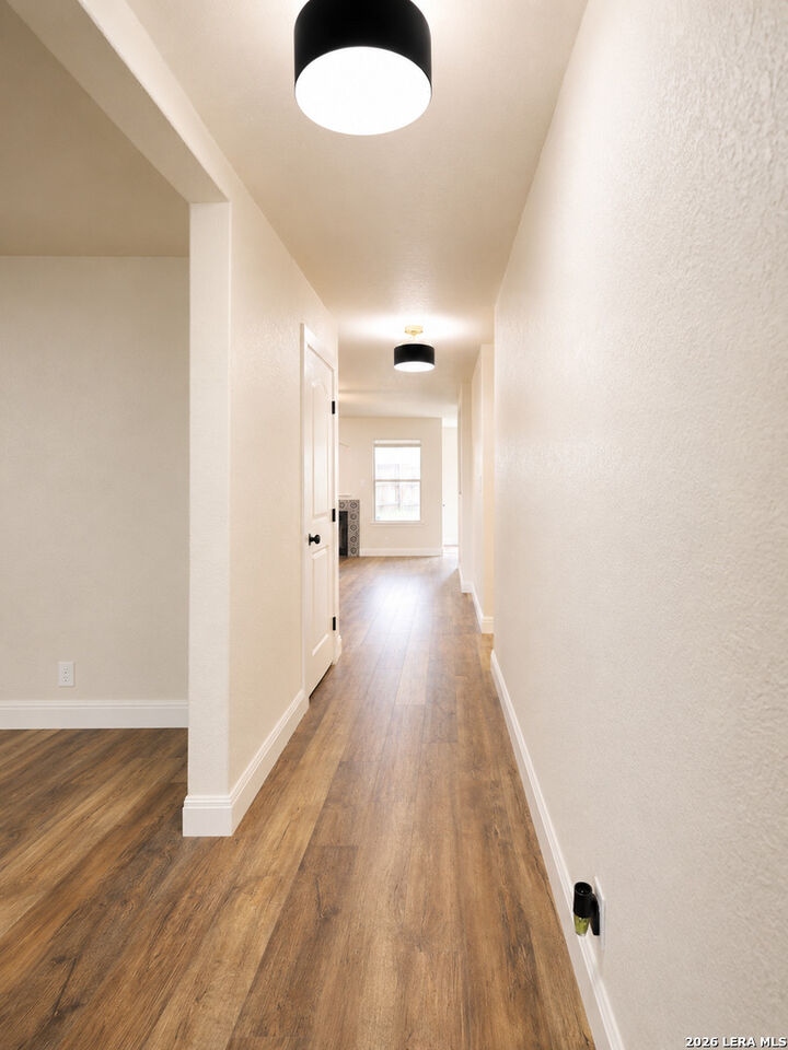 Property Photo:  8007 Chisos Oak Dr  TX 78223 