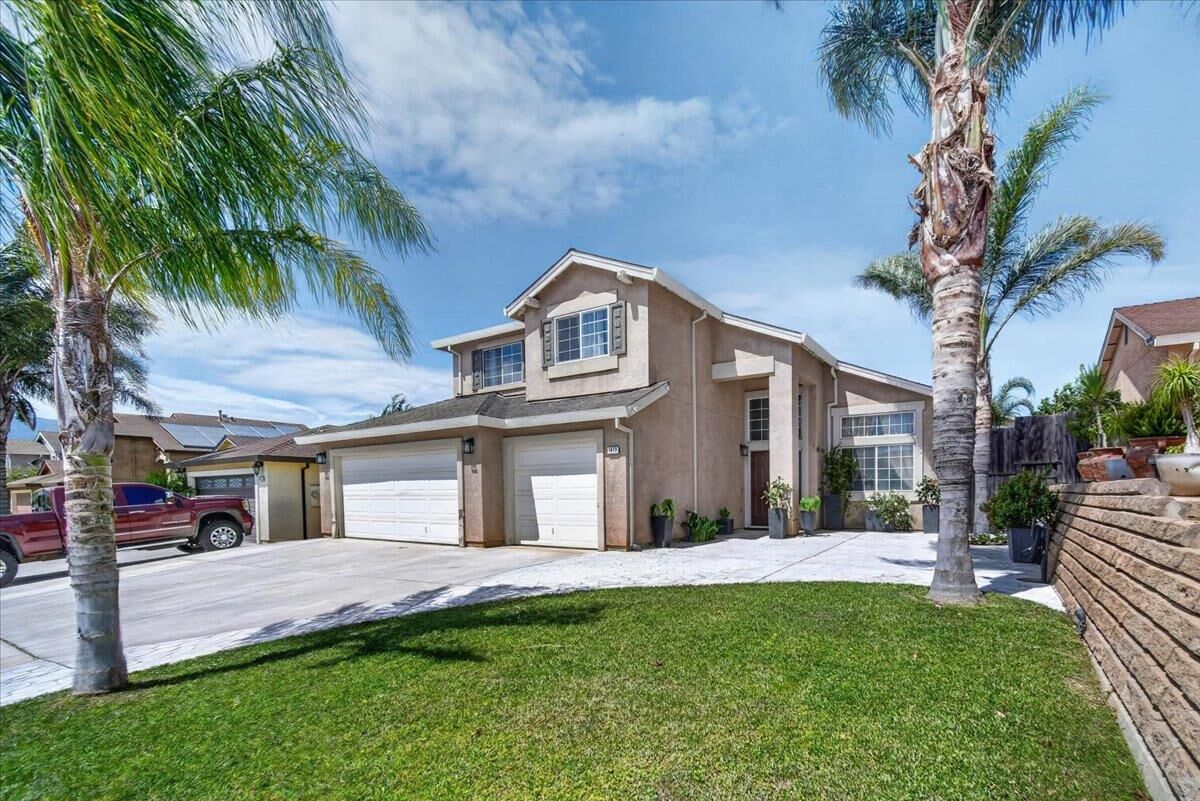 Property Photo:  1413 Burgundy Way  CA 93926 