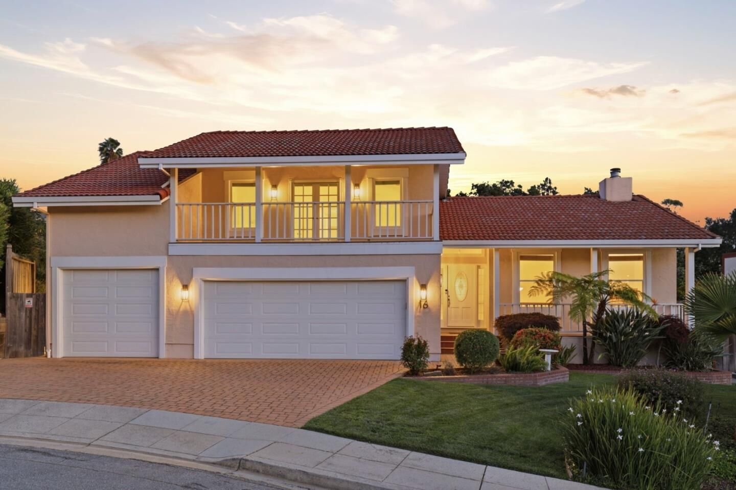 Property Photo:  16 Bennett Road  CA 94062 
