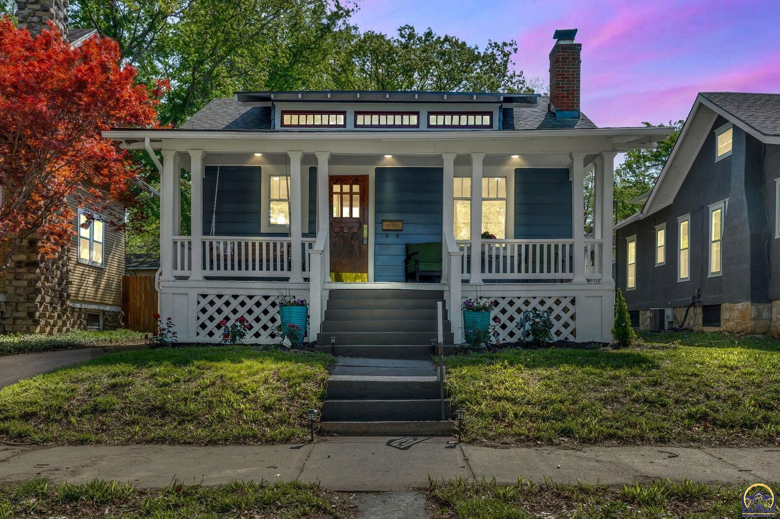 Property Photo:  312 SW Elmwood Ave  KS 66606 