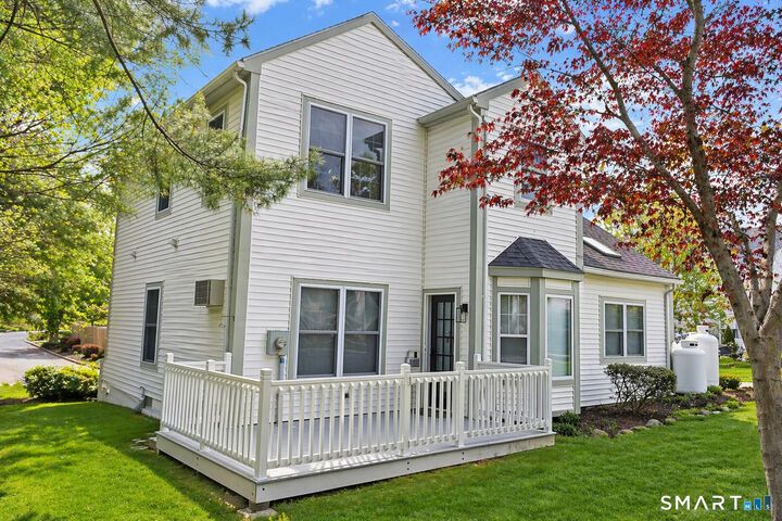 Property Photo:  905 Oronoke Road 13  CT 06708 