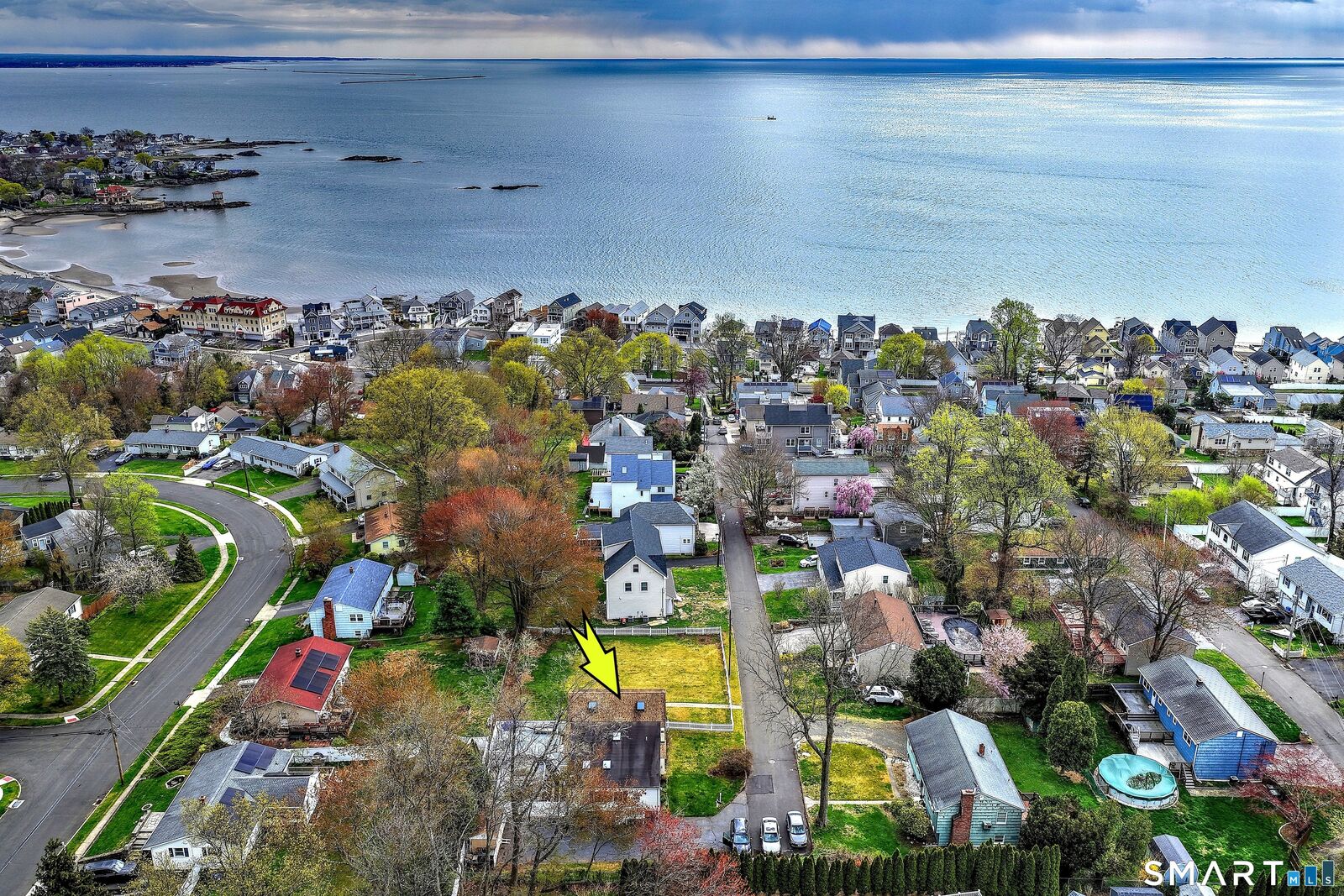 Property Photo:  79 Soundview Avenue  CT 06460 