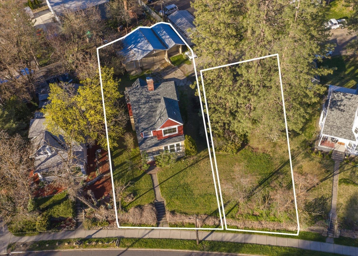 Property Photo:  1307 E Newark Ave  WA 99202 