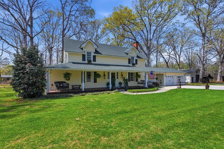 Property Photo:  447 Henderson Road  SC 29323 