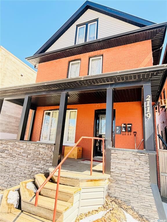 Property Photo:  2119 Lorne Street  SK S4P 2M6 