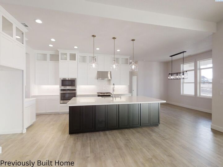 Property Photo:  11812 Scion Ln  WA 99301 