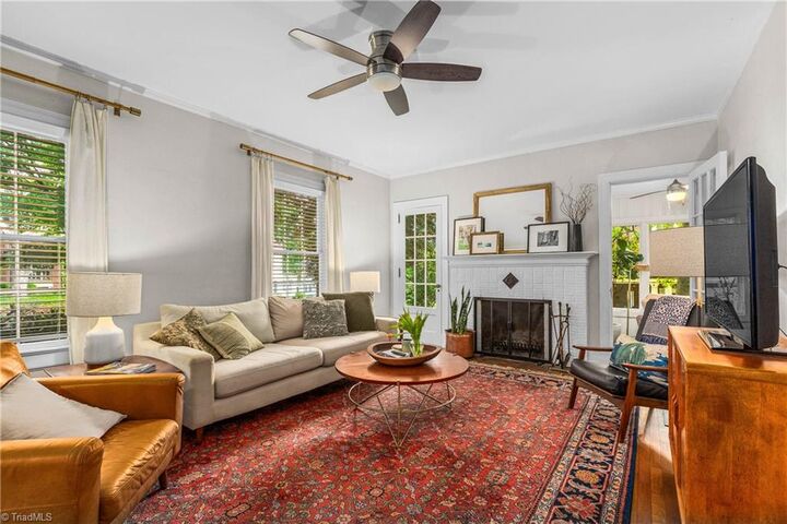 Property Photo:  1700 Lynwood Avenue  NC 27104 