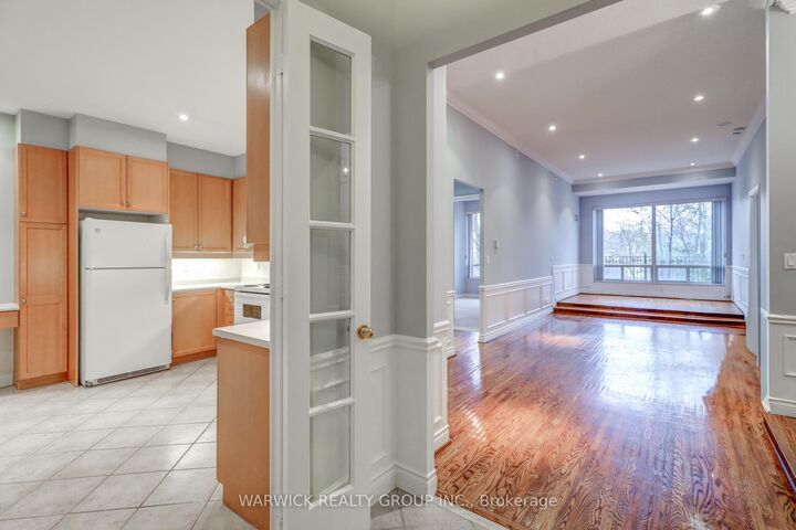 Property Photo: 228 Bonis Avenue 102 ON M1T 3W4