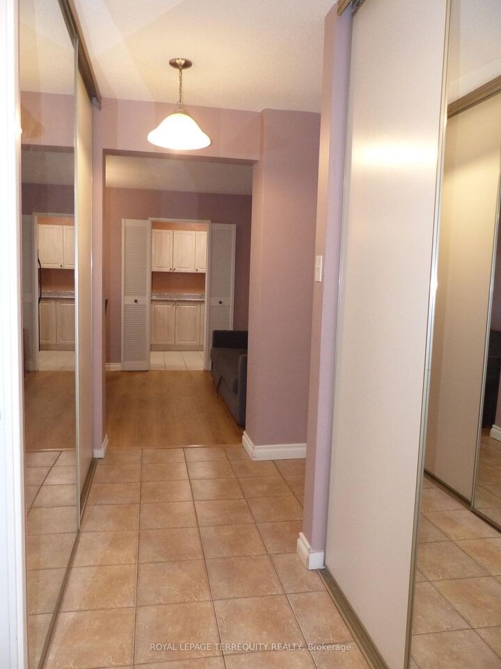 Property Photo:  177 Linus Road 906  ON M2J 4S5 