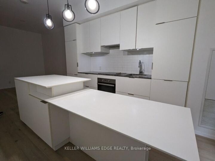 Property Photo: 5 St. Joseph Street 315 ON M4Y 1Z3