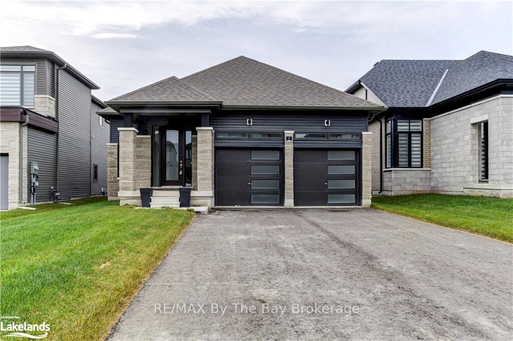 Property Photo: 3 Rosanne Circle ON L9Z 0N4