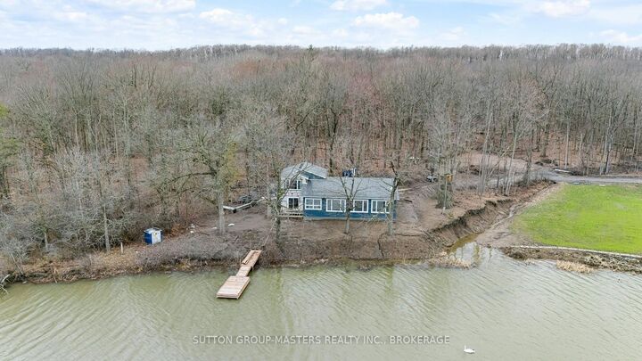 Property Photo: 99 Blue Heron Lane ON K7G 2V6