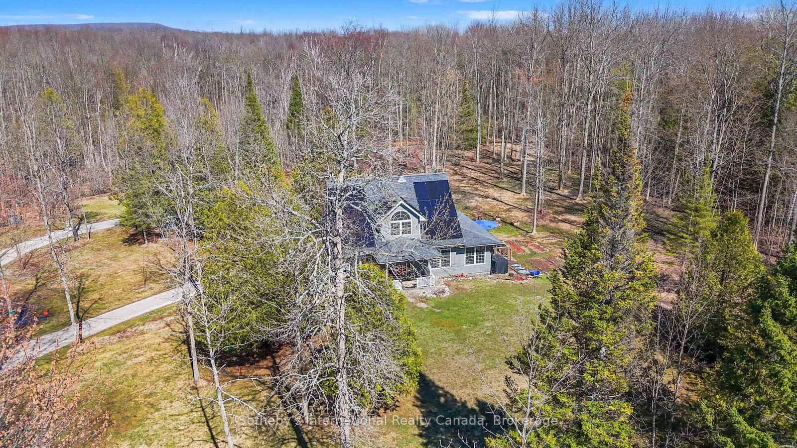 Property Photo: 403419 Concession 20 Road ON N0H 1S0
