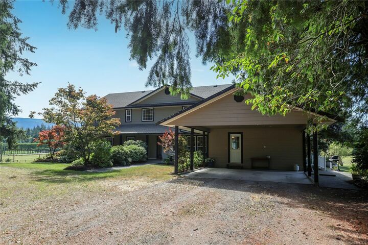 Property Photo: 2332 Endall Rd BC V9J 1G7