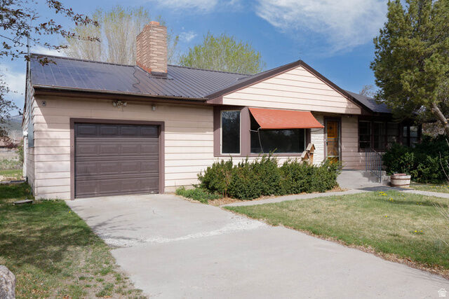 Property Photo:  210 S 100 W  UT 84723 
