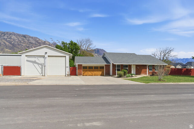 Property Photo:  1728 N 1520 W  UT 84062 