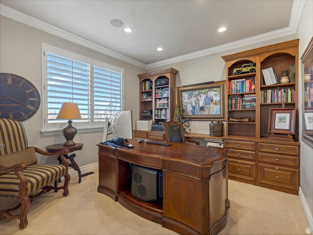 Property Photo:  1074 E Black Forest Dr S  UT 84094 