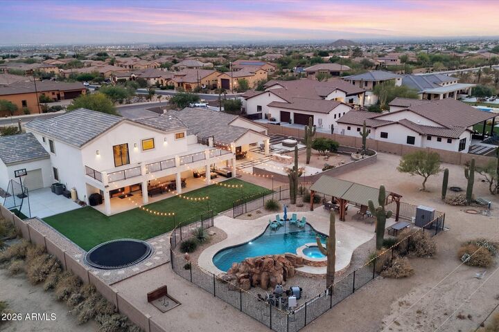 Property Photo: 8236 E Hermosa Vista Drive AZ 85207