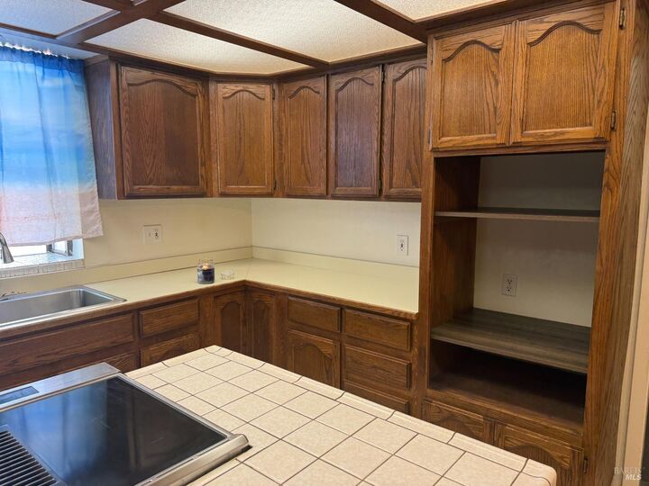 Property Photo:  1655 Amapola Street  CA 95687 