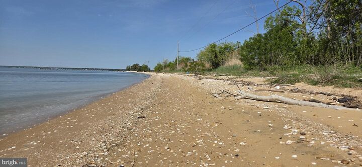 Property Photo:  13370 Beach Haven Circle  MD 20664 