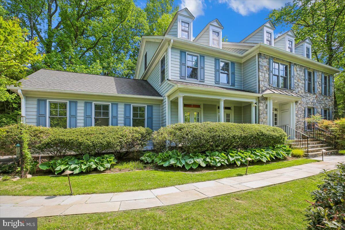 Property Photo:  6302 Walhonding Road  MD 20816 