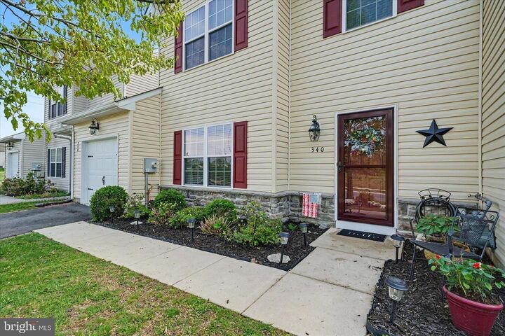 Property Photo:  340 Camerton Lane  DE 19734 